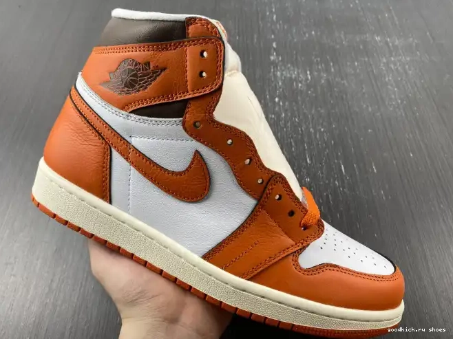 OG 1 High Jordan Air Starfish DO9369-101 WMNS 0420